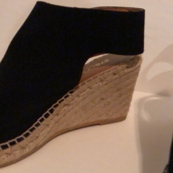 275 Central Suede Wedges - Picture 4 of 15